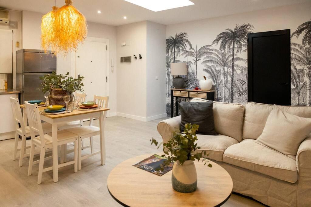 Atico Nuevo En Corazon De Malaga Apartment Exterior photo