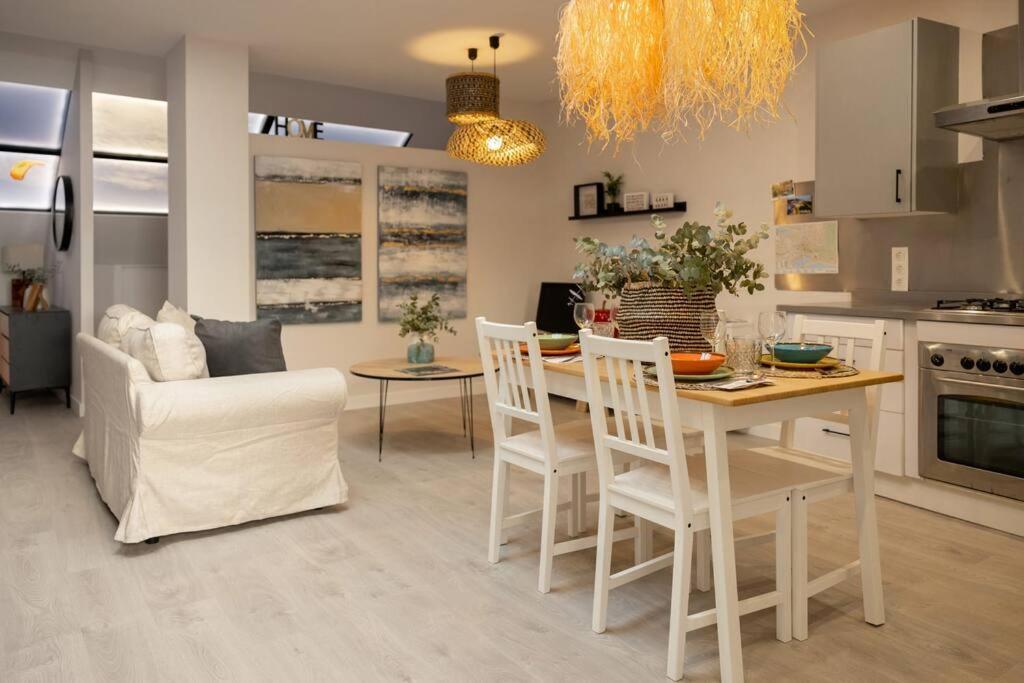 Atico Nuevo En Corazon De Malaga Apartment Exterior photo